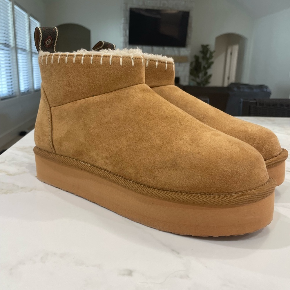 Platform Muk Luks Booties